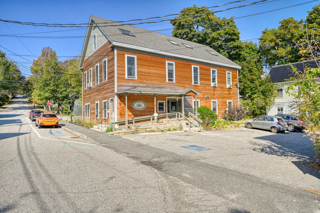 Photo of 9 Union Street, Hallowell, ME 04347 (MLS # 1640742)