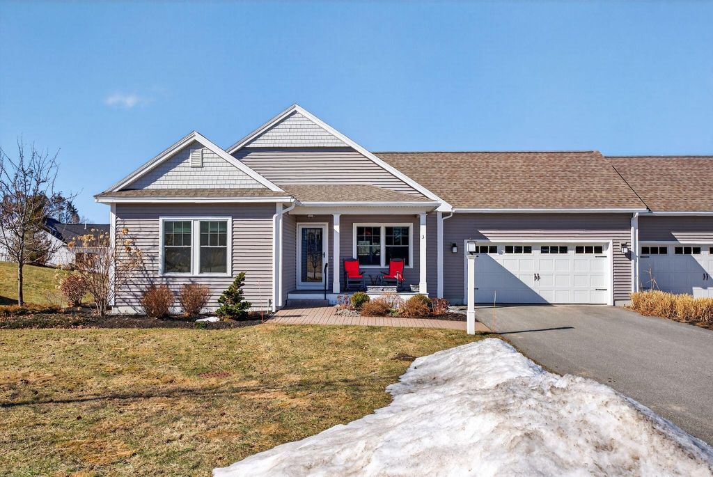 Photo of 3 Headland Lane #11, Cape Elizabeth, ME 04107 (MLS # 1654542)