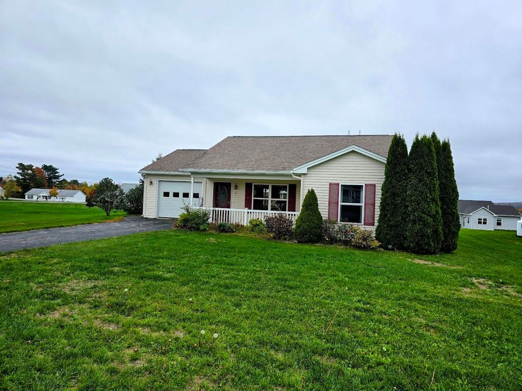 Photo of 6 Fieldstone Drive, Waterville, ME 04901 (MLS # 1641457)