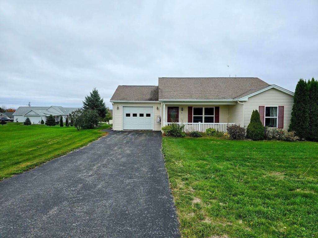 Photo of 6 Fieldstone Drive, Waterville, ME 04901 (MLS # 1641457)