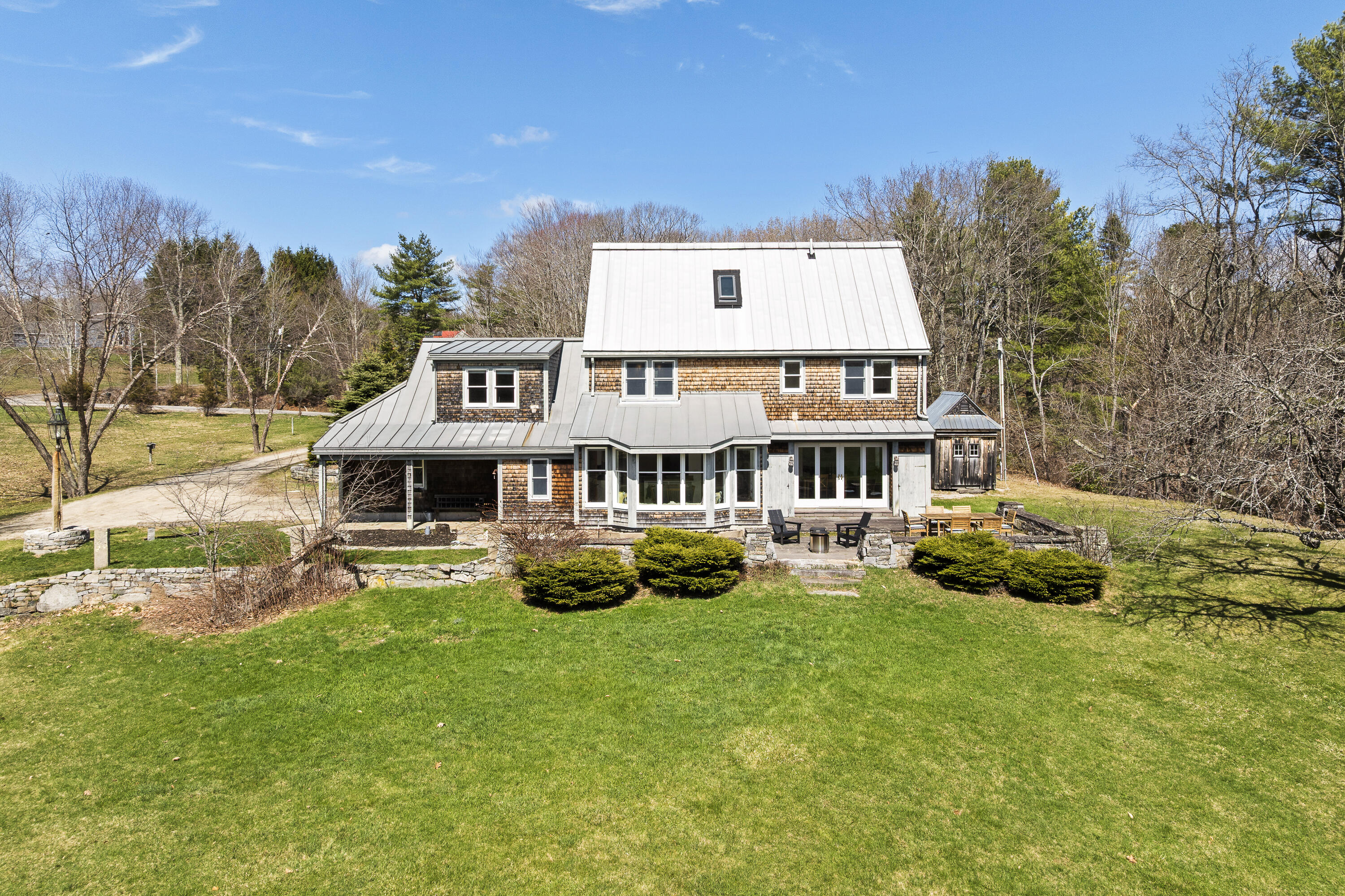 49 Desert Road