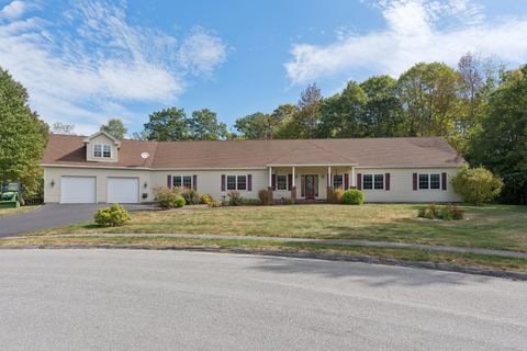 Photo of 29 Victoria Lane, Windham, ME 04062 (MLS # 1638236)