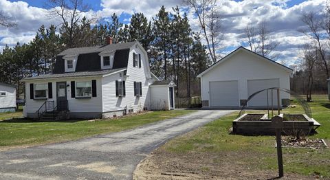 Photo of 38 North Street, Dixfield, ME 04224 (MLS # 1659456)