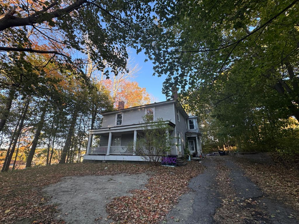 Photo of 36 Brunswick Avenue, Gardiner, ME 04345 (MLS # 1641256)