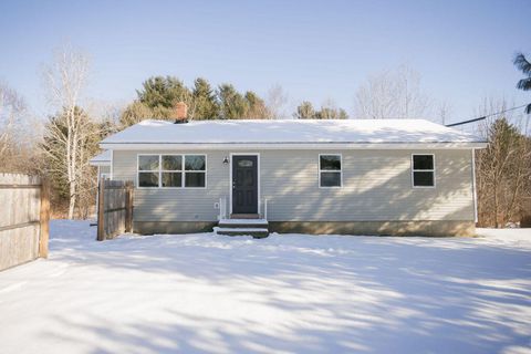 Photo of 127 Meadow Lane, Farmington, ME 04938 (MLS # 1646314)