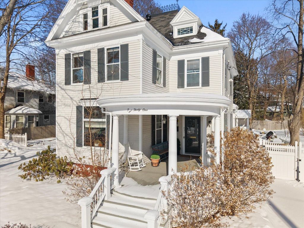Photo of 431 Hammond Street, Bangor, ME 04401 (MLS # 1652543)