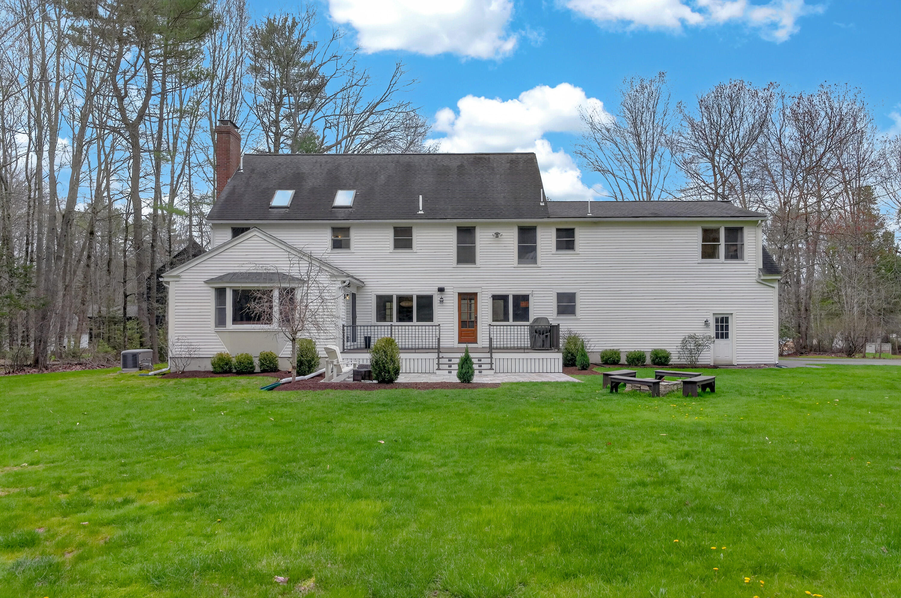 32 Acorn Circle