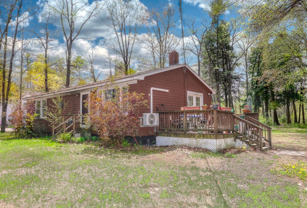 Photo of 58 Skeetfield Road, Oxford, ME 04270 (MLS # 1623350)