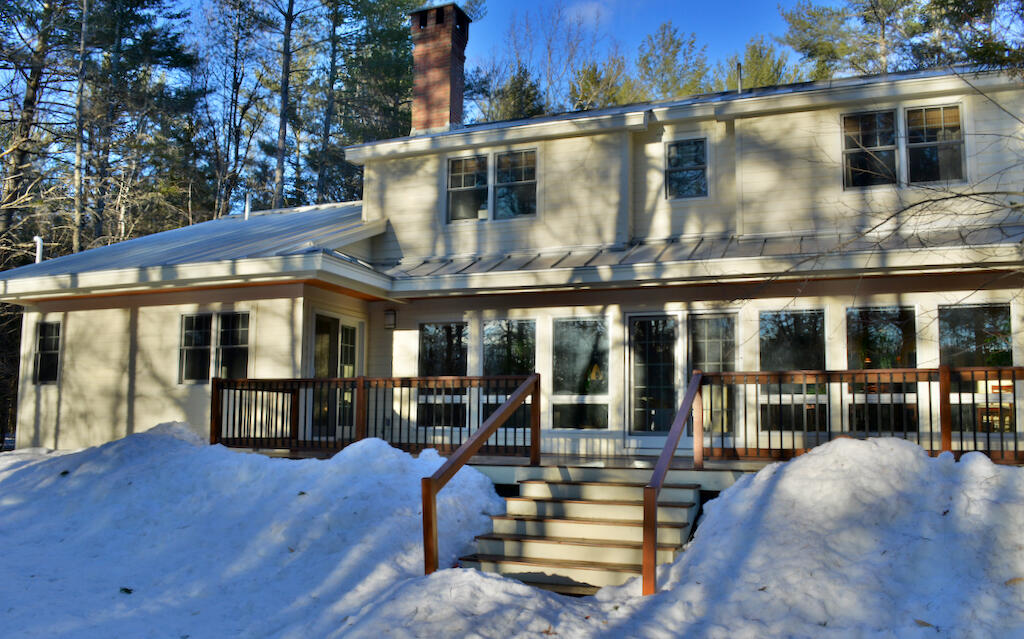 New Portland, Maine, 04961, United States, 3 Bedrooms Bedrooms, ,3 BathroomsBathrooms,Residential,Active,2009865