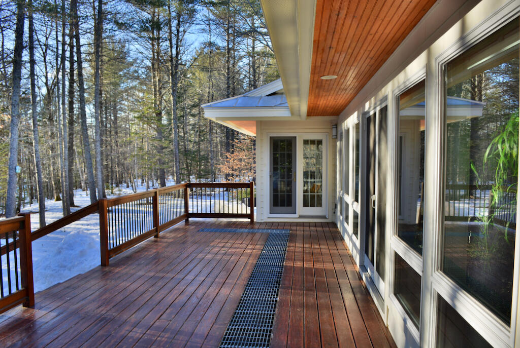 New Portland, Maine, 04961, United States, 3 Bedrooms Bedrooms, ,3 BathroomsBathrooms,Residential,Active,2009865
