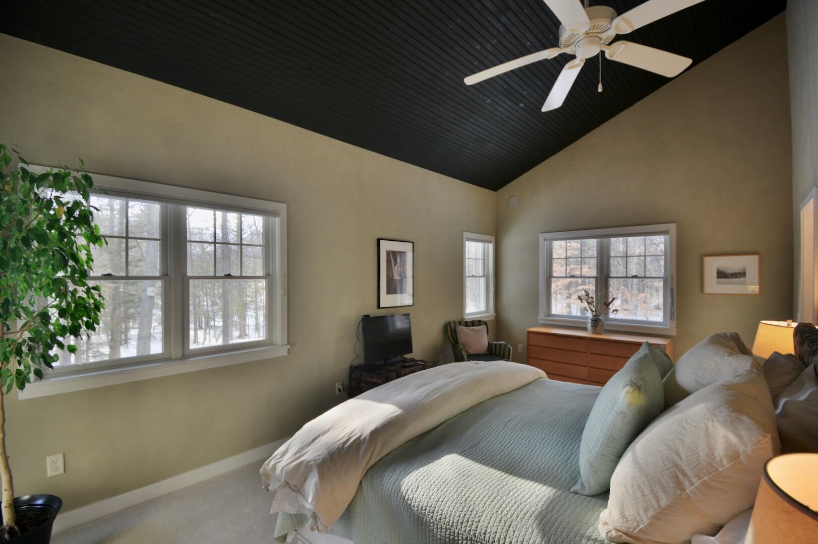 New Portland, Maine, 04961, United States, 3 Bedrooms Bedrooms, ,3 BathroomsBathrooms,Residential,Active,2009865