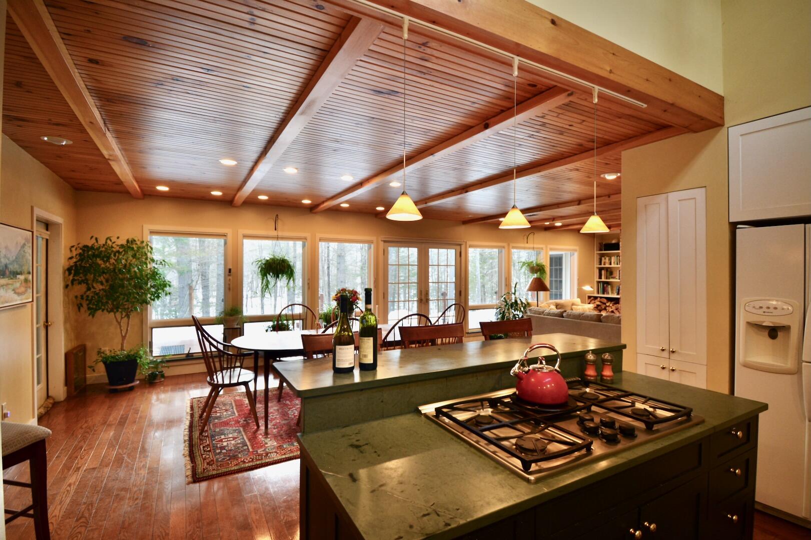 New Portland, Maine, 04961, United States, 3 Bedrooms Bedrooms, ,3 BathroomsBathrooms,Residential,Active,2009865