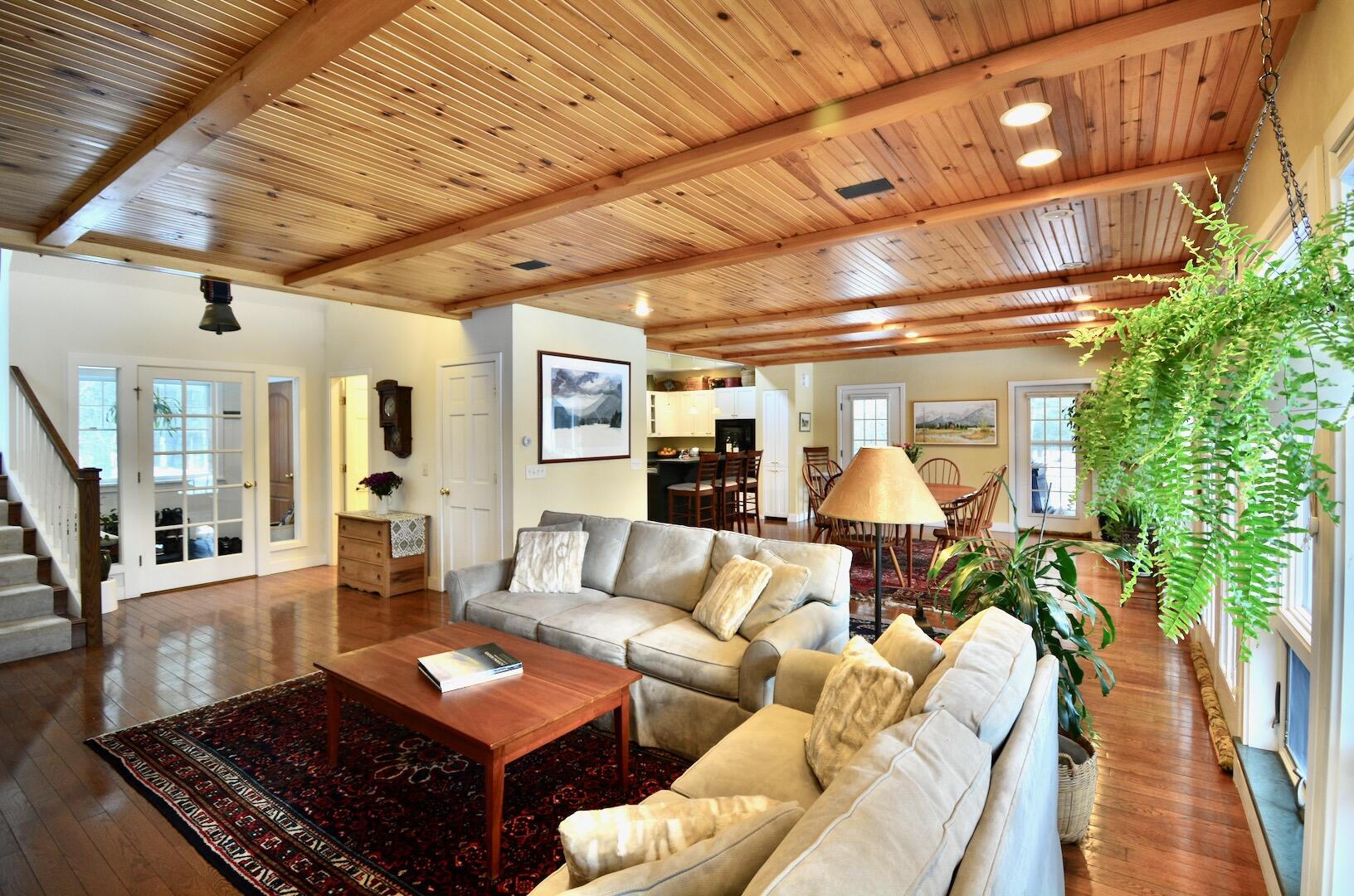 New Portland, Maine, 04961, United States, 3 Bedrooms Bedrooms, ,3 BathroomsBathrooms,Residential,Active,2009865