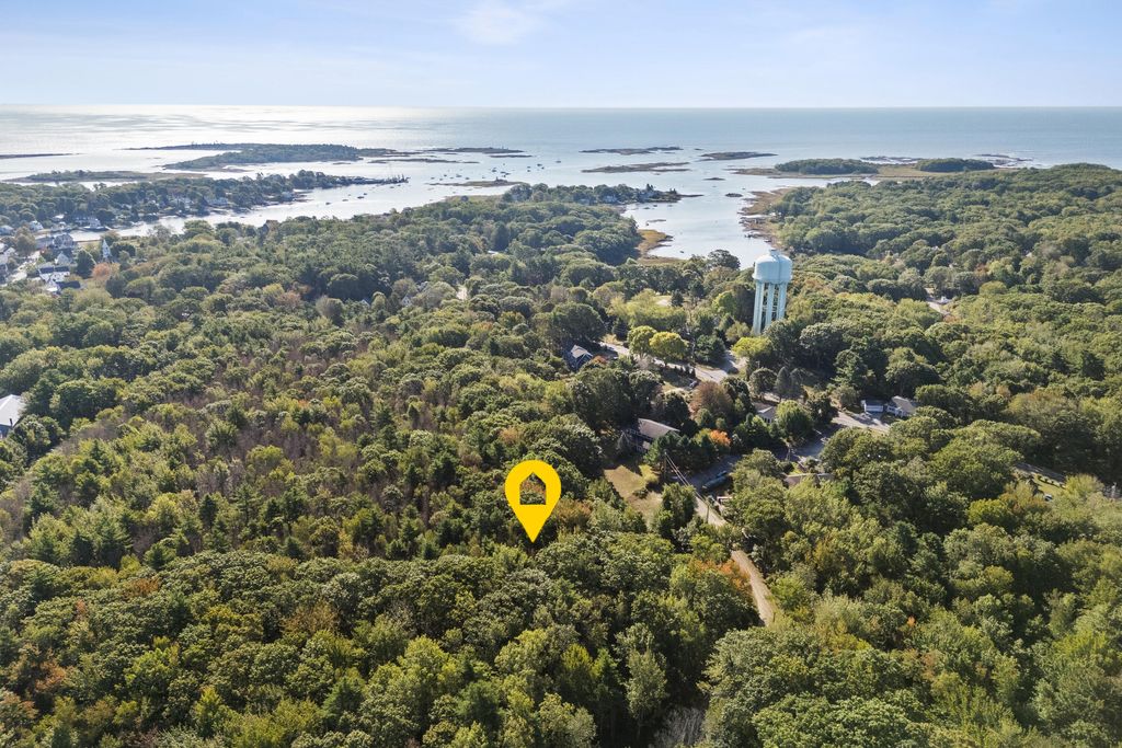 Photo of 00 Westvale Road, Kennebunkport, ME 04046 (MLS # 1648854)