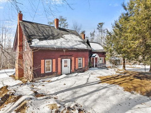 Photo of 55 West Side Drive, Verona Island, ME 04416 (MLS # 1653163)