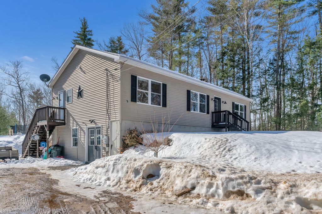 Photo of 133 Oak Hill Road, Lebanon, ME 04027 (MLS # 1653964)