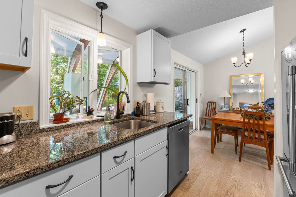 Photo of 69 Gail Lane #69, Yarmouth, ME 04096 (MLS # 1637796)