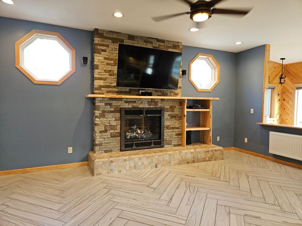 Photo of 5 Lake Shore Drive, Greene, ME 04236 (MLS # 1643377)