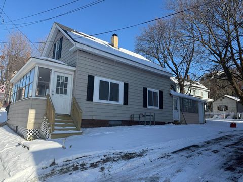 Photo of 75 Oak Street, Lewiston, ME 04240 (MLS # 1646240)