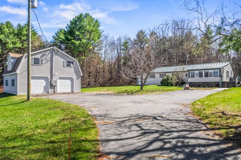 Photo of 991 Oakland Road, Belgrade, ME 04917 (MLS # 1659922)