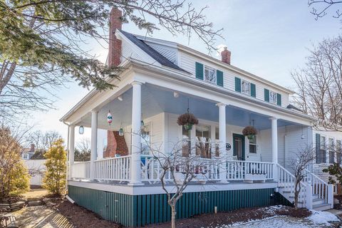 Photo of 25 Shore Road #A, Ogunquit, ME 03907 (MLS # 1649107)