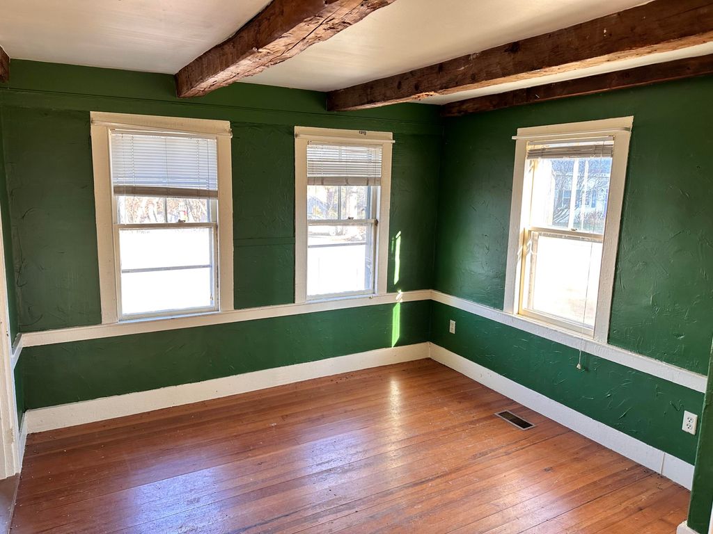 Photo of 165 Rogers Road, Kittery, ME 03904 (MLS # 1644587)