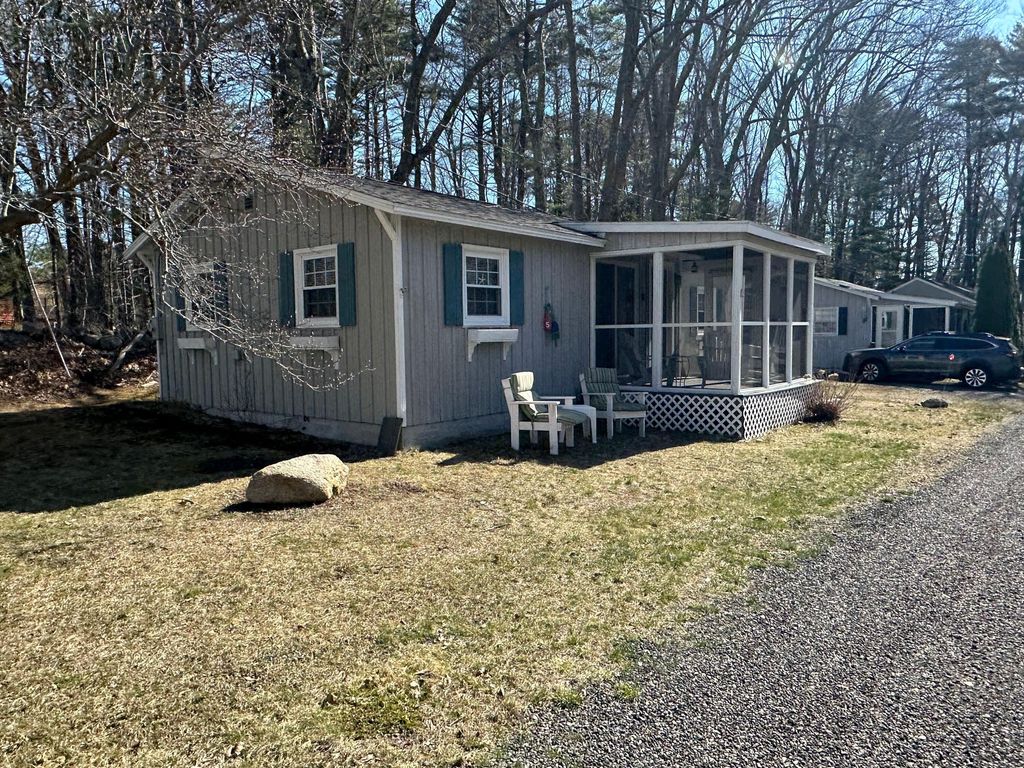 Photo of 1627 Post Road #5, Wells, ME 04090 (MLS # 1657546)