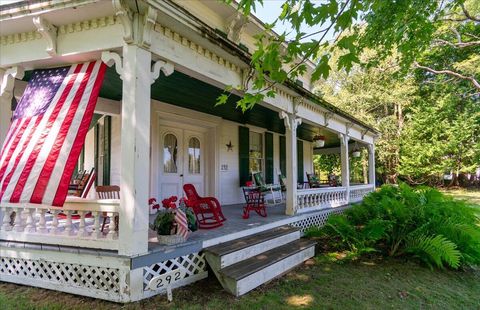 Photo of 292 Main Road, Islesboro, ME 04848 (MLS # 1642544)