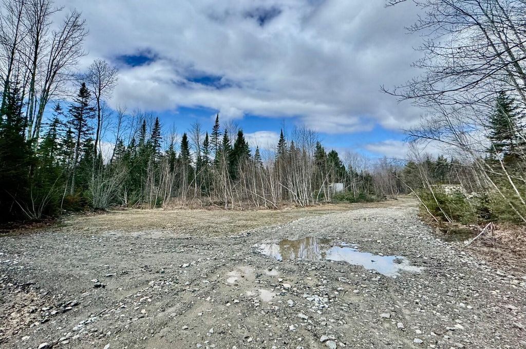 Photo of 28-1 Auburn Road, Turner, ME 04282 (MLS # 1619215)