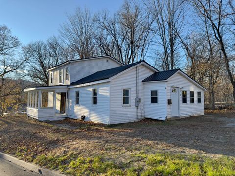 Photo of 35 Chase Avenue, Mexico, ME 04257 (MLS # 1645461)