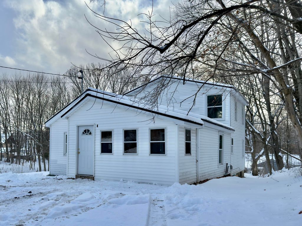 Photo of 35 Chase Avenue, Mexico, ME 04257 (MLS # 1645461)