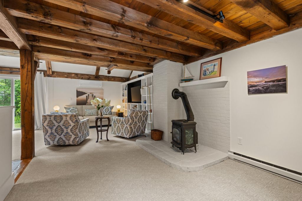 Photo of 801 US-1 #D2, York, ME 03909 (MLS # 1655063)