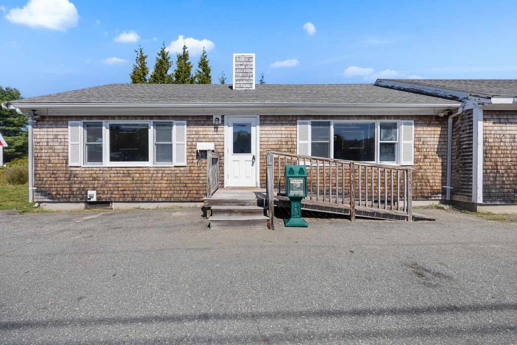 Photo of 1530 Atlantic Highway, Waldoboro, ME 04572 (MLS # 1637338)