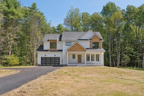 Photo of 8 Statler Lane, Freeport, ME 04032 (MLS # 1636695)