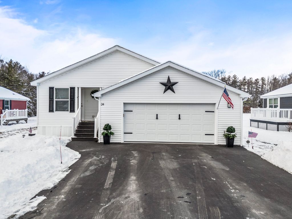 Photo of 24 Rods Way, Arundel, ME 04046 (MLS # 1650054)