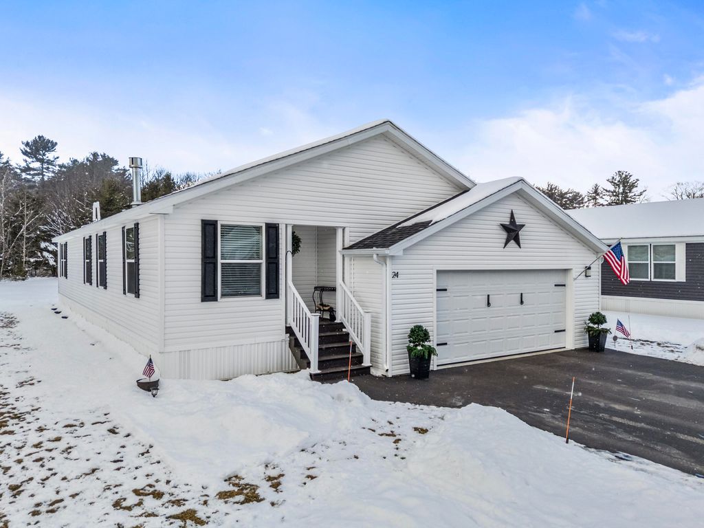 Photo of 24 Rods Way, Arundel, ME 04046 (MLS # 1650054)