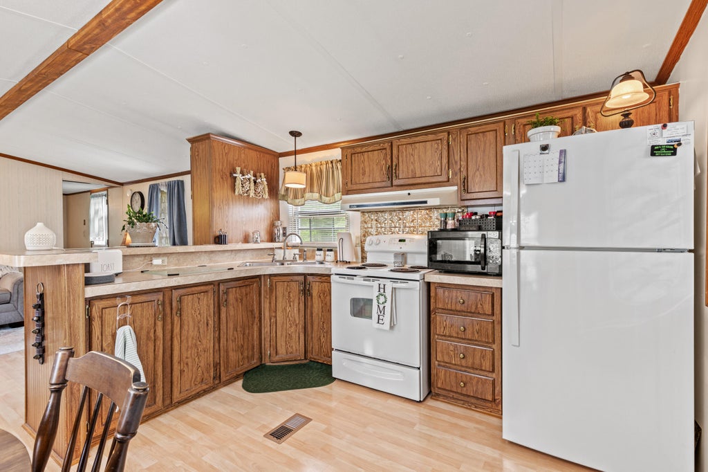 Photo of 31 Park Lane, Arundel, ME 04046 (MLS # 1626528)