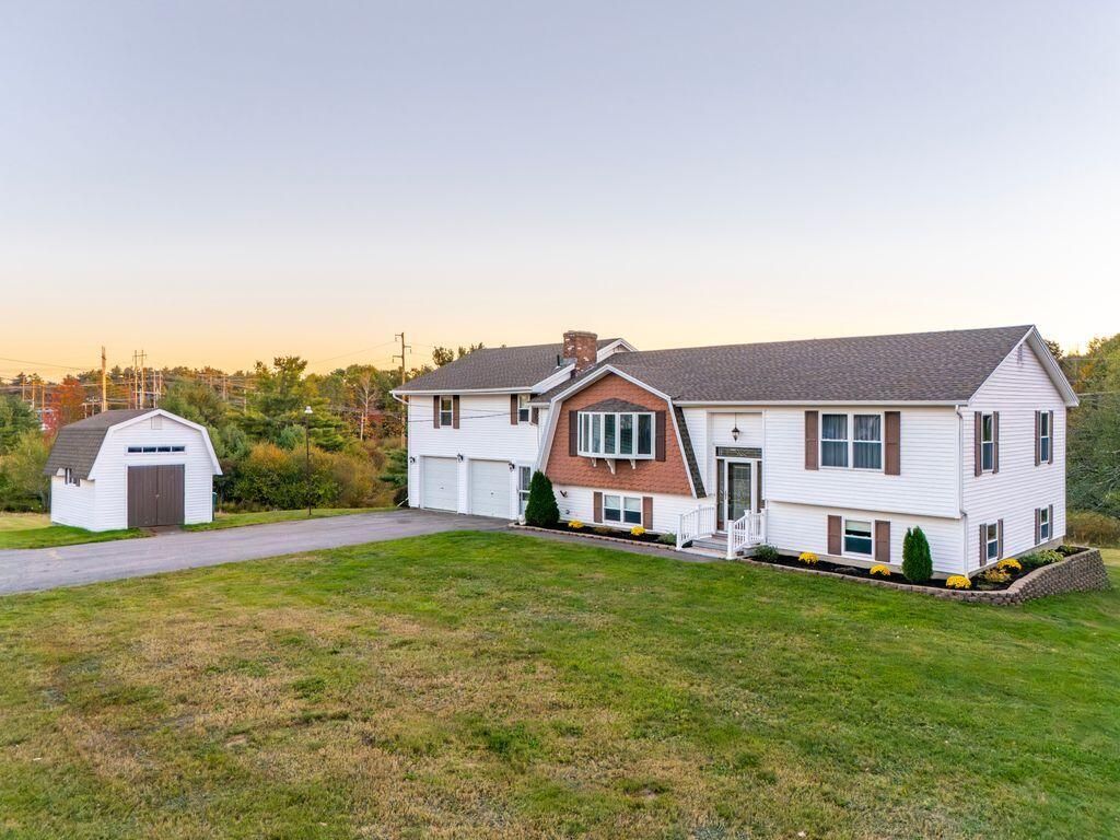 Photo of 224 New County Road, Saco, ME 04072 (MLS # 1640330)