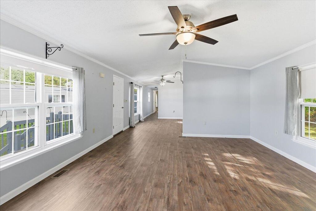 Photo of 7 Toby Place, Lewiston, ME 04240 (MLS # 1641303)