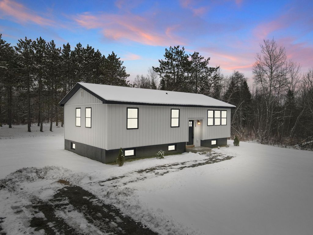 Photo of 120 Wiswell Road, Brewer, ME 04412 (MLS # 1645677)