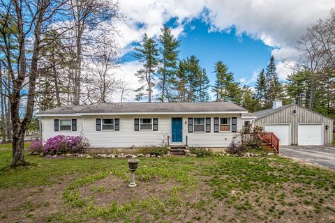 Photo of 4 Ballard Street, Fryeburg, ME 04037 (MLS # 1661679)