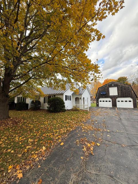 Photo of 158 Clinton Avenue, Winslow, ME 04901 (MLS # 1641917) Photo of 158 Clinton Avenue, Winslow, ME 04901 (MLS # 1641917)