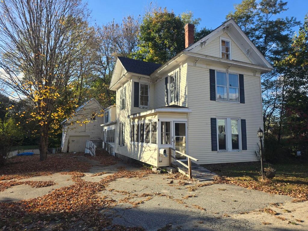 Photo of 11 Pine Street, Mechanic Falls, ME 04256 (MLS # 1646989)