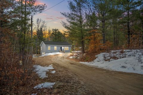 Photo of 6 Oak Woods Drive, Hiram, ME 04041 (MLS # 1656004)