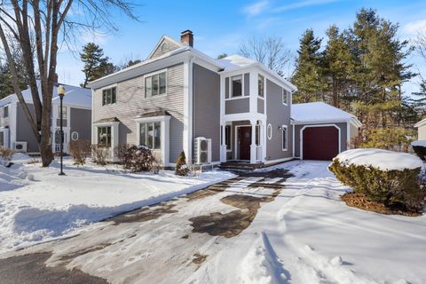Photo of 8 Stoneledge Drive #8, Portland, ME 04102 (MLS # 1650128)