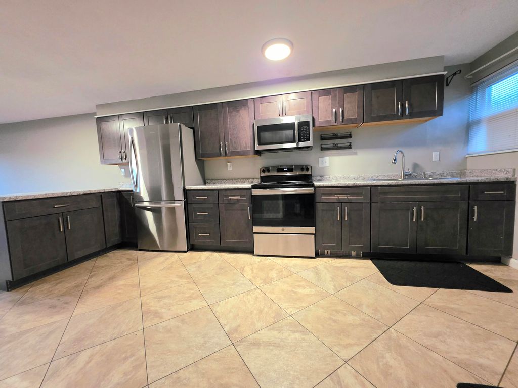 Photo of 20 Juniper Lane #16, Westbrook, ME 04092 (MLS # 1658134)