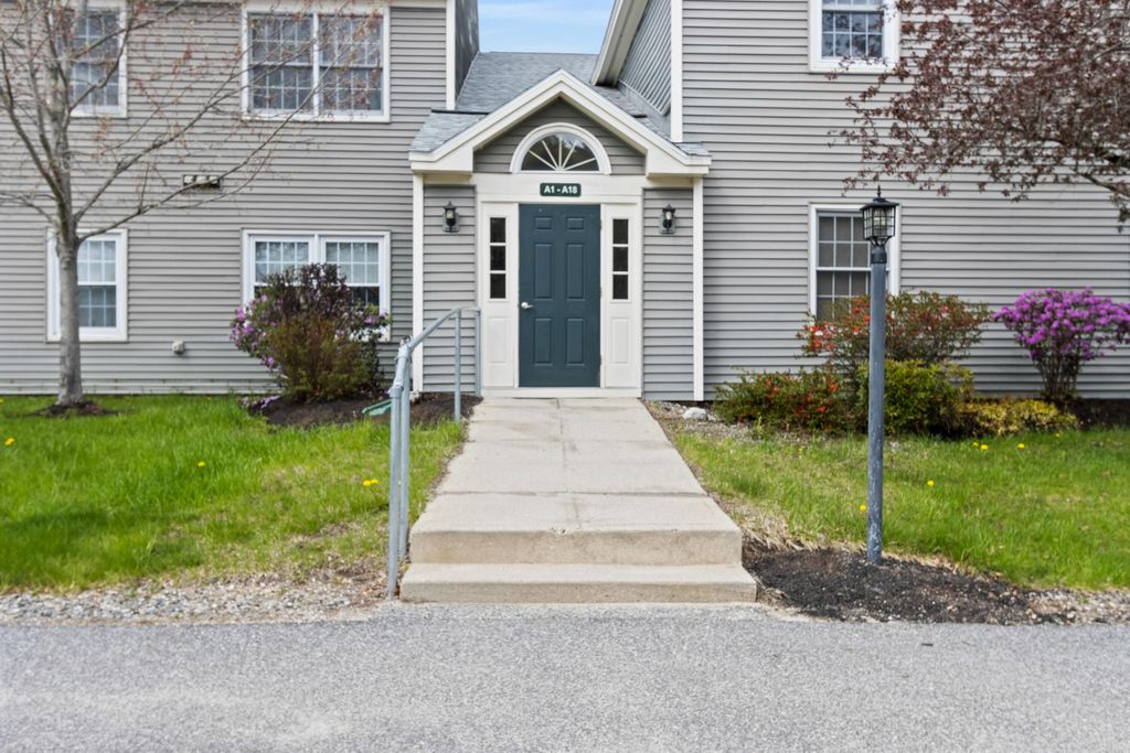 Photo of 7 Somerset #A7, Freeport, ME 04032 (MLS # 1661824)