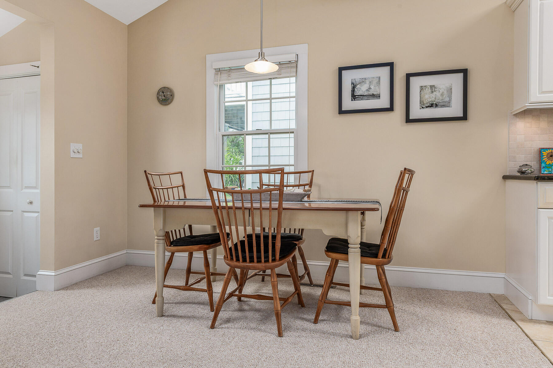 Wells, Maine 04090, United States, 3 Bedrooms Bedrooms, ,2 BathroomsBathrooms,Residential,Active,187609