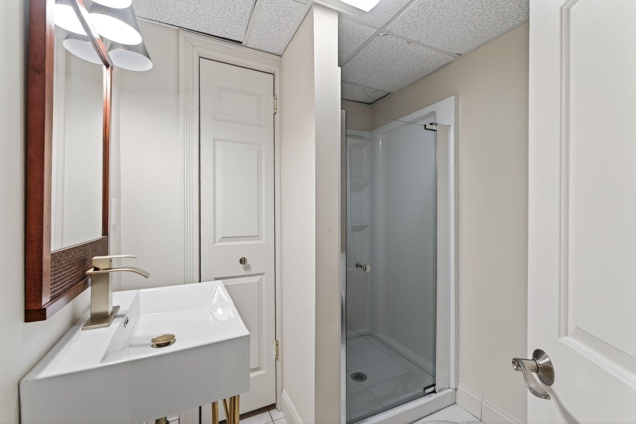 Portland, Maine, 04102, United States, 3 Bedrooms Bedrooms, ,5 BathroomsBathrooms,Residential,Active,2033991