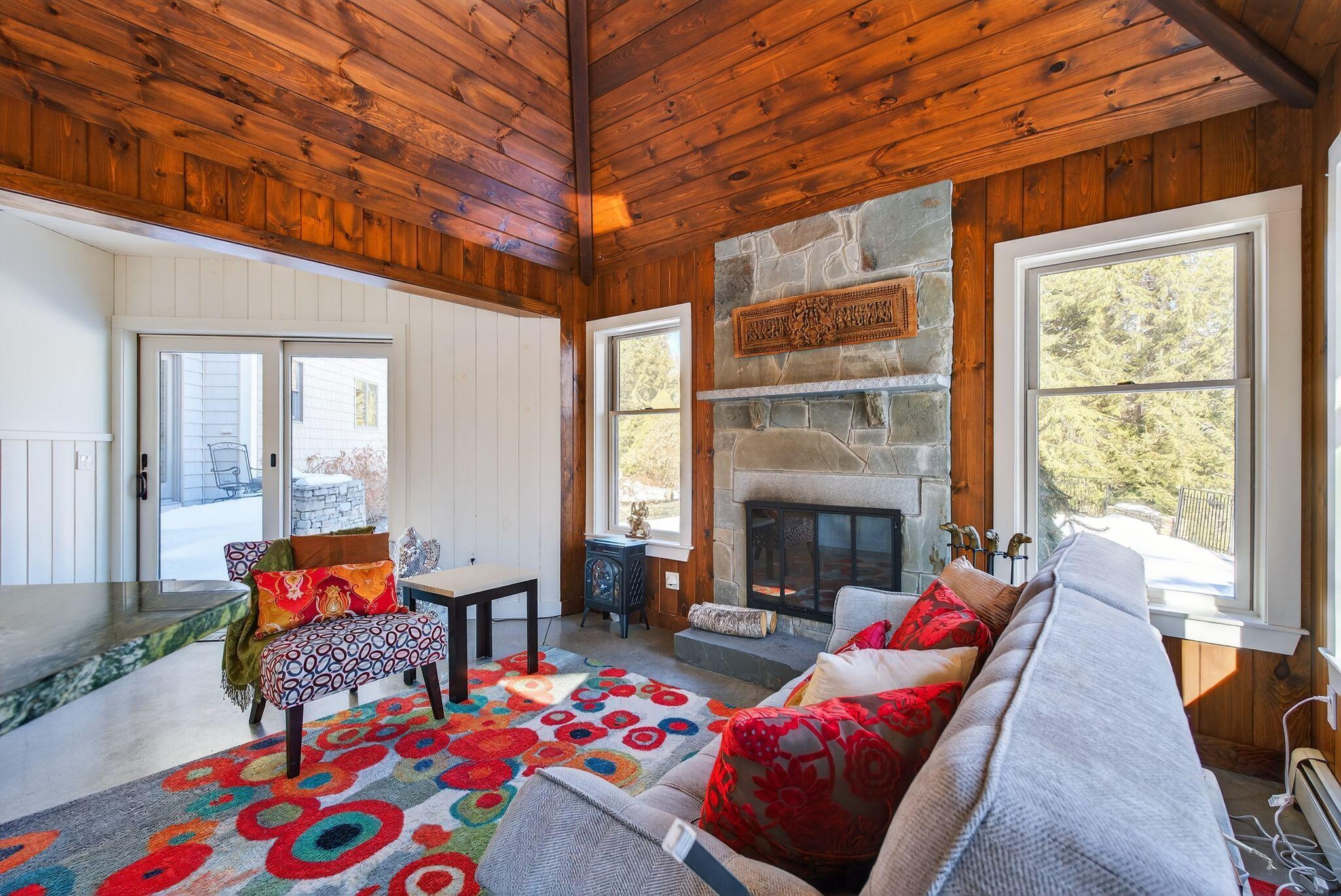 Portland, Maine, 04102, United States, 3 Bedrooms Bedrooms, ,5 BathroomsBathrooms,Residential,Active,2033991